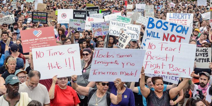 A massive mobilization opposed the far right in Boston