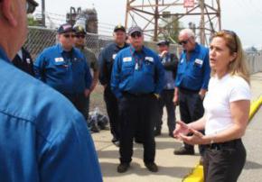 Sandy Pope talking with fellow teamsters