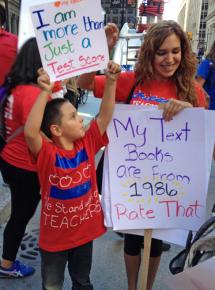 Teachers are winning the support of parents and students against Rahm Emanuel
